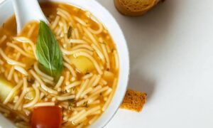 Read more about the article How to make a noodle stew: a homemade delight