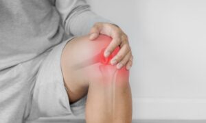 Read more about the article How to sleep with a torn meniscus: positions and tips to relieve pain