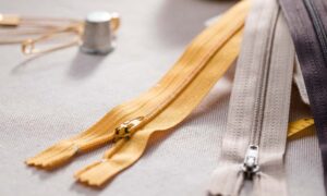 Read more about the article How to fix a zipper at home without having to replace it