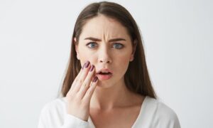 Read more about the article Why sores appear in the mouth and how to cure them: this is what you should do