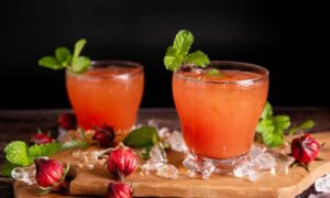 Read more about the article How to make strawberry daiquiri and surprise everyone