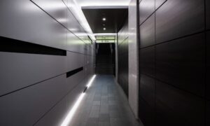 Read more about the article How to illuminate a hallway with LEDs: steps to follow and useful tips