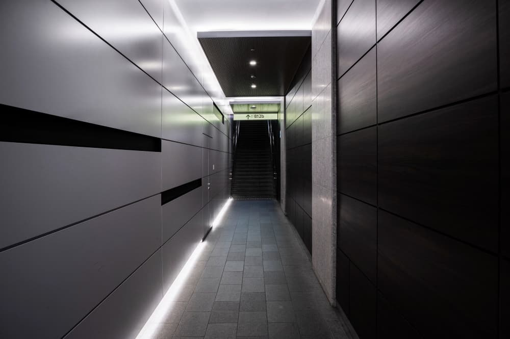 How to light a hallway with LEDs