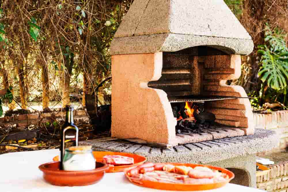 brick barbecues with roof